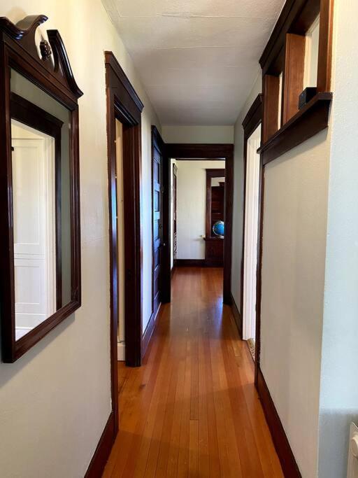 Historic Downtown Riverview Flat, No. 2 Astoria Dış mekan fotoğraf
